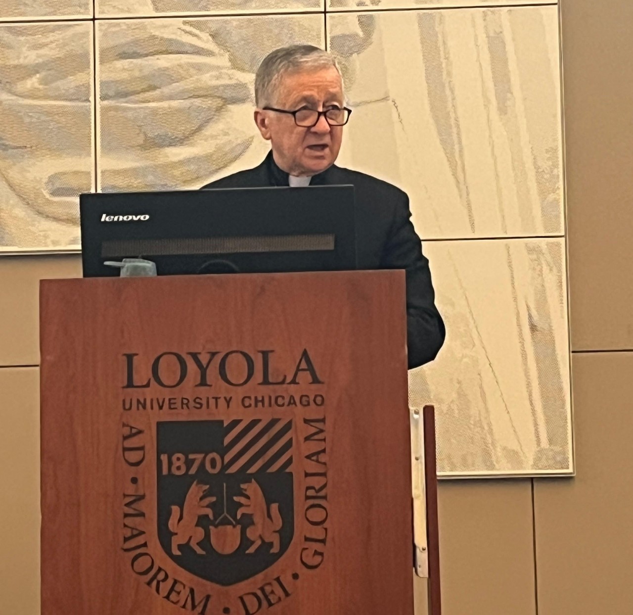 dialogos-por-la-paz-loyola-mar26-3.jpg